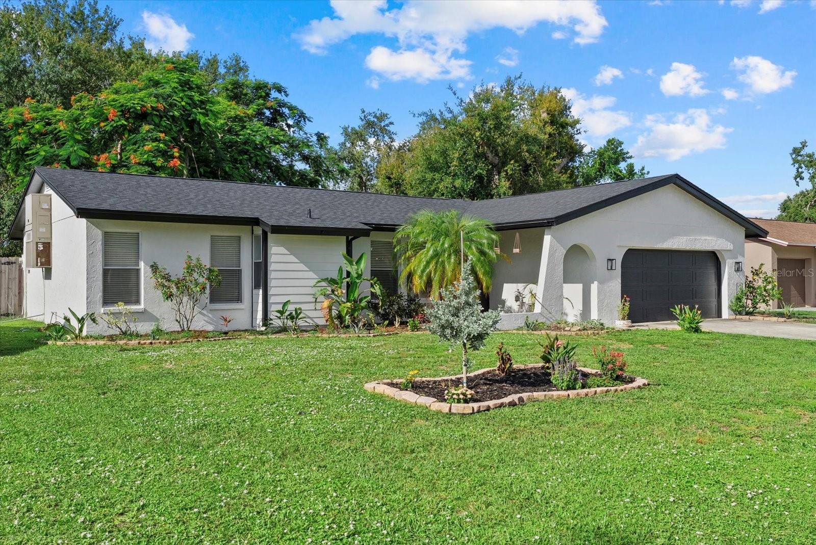 816 Queen Palm Lane, FL