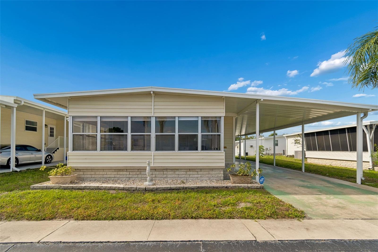 12651 Seminole Blvd #15i, FL