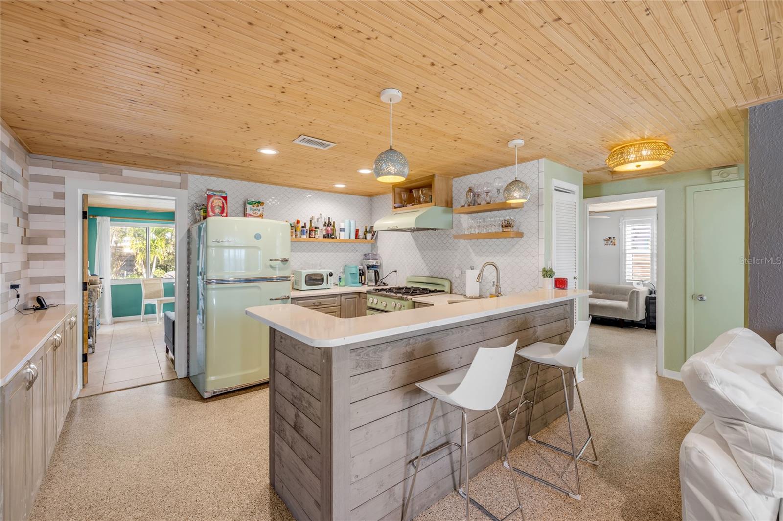 308 Normandy Avenue, FL