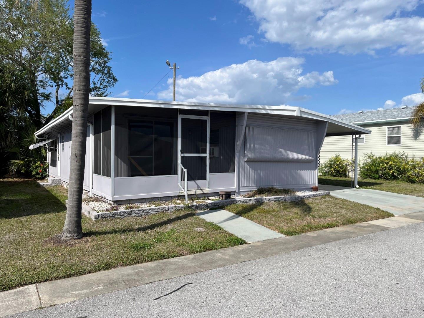 2505 E Bay Dr #77, FL