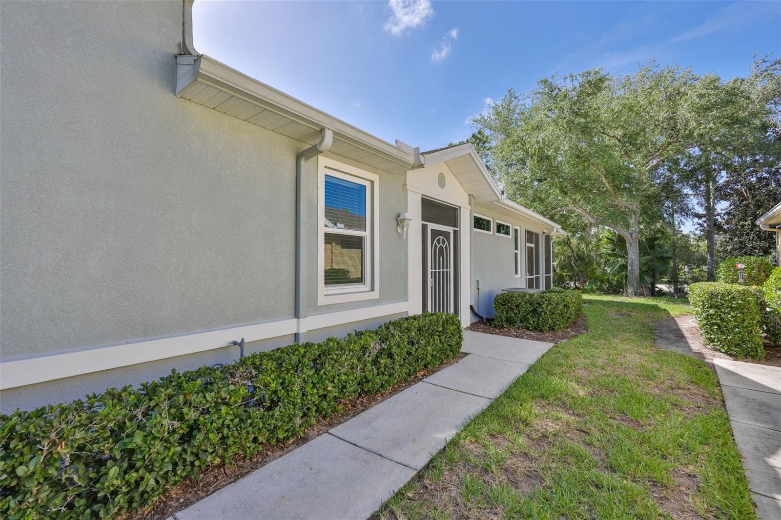 2082 Sifield Greens Way, FL