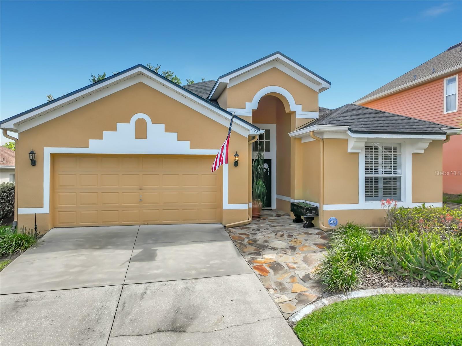 233 Hanging Moss Circle, FL