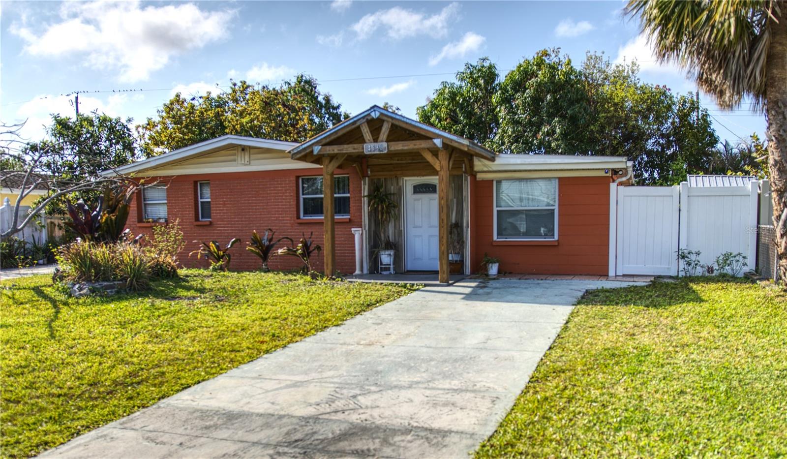 4530 Idlewild Avenue, FL