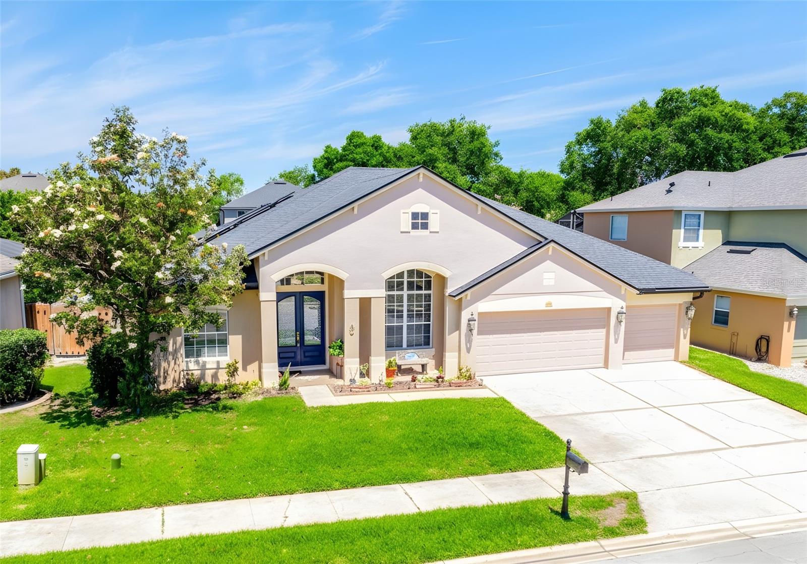 270 Via Russo Lane, FL