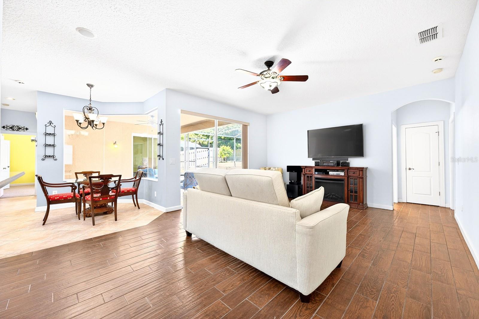 270 Via Russo Lane, FL