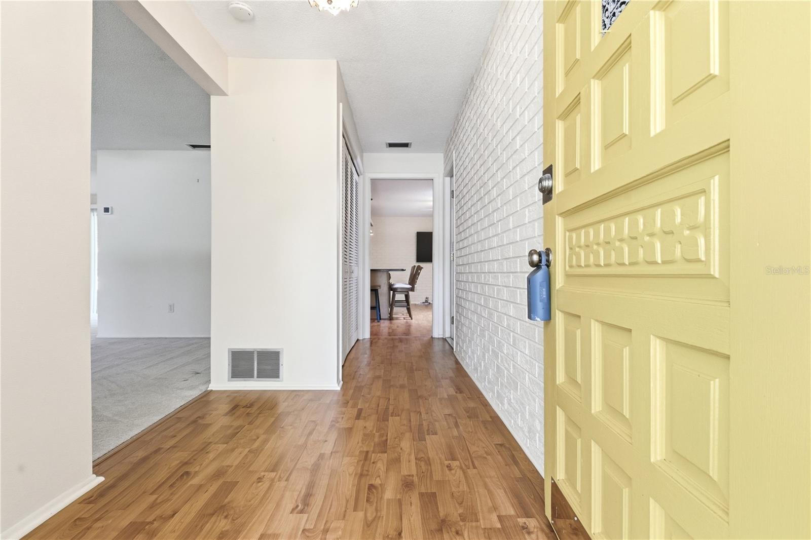 1904 Granada Court, FL