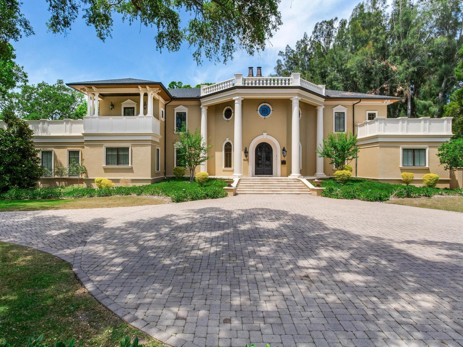 TAMPA, FL