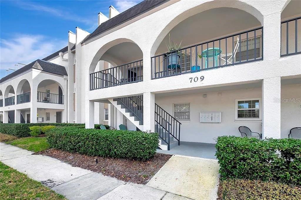709 Russell Lane, FL