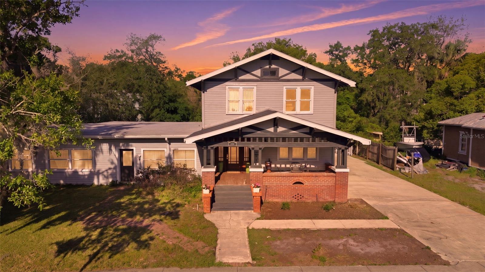 812 Sanford Avenue, FL