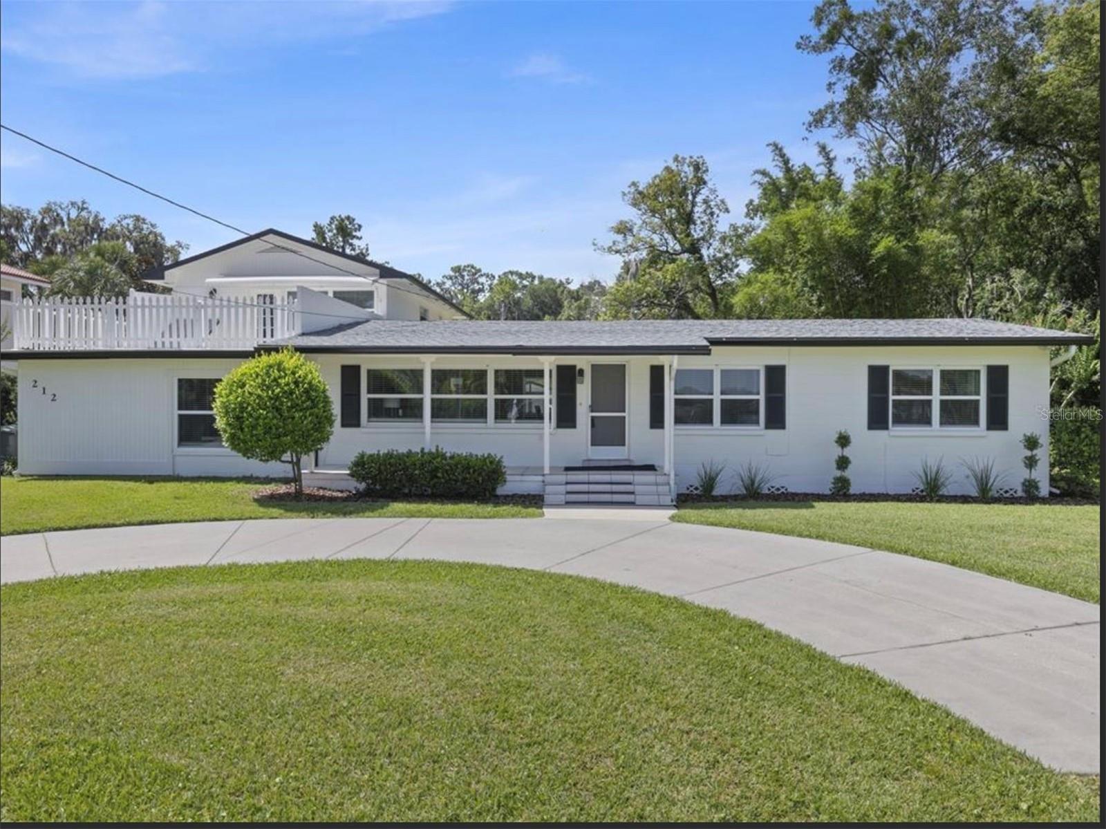 212 W 1st Ave, FL