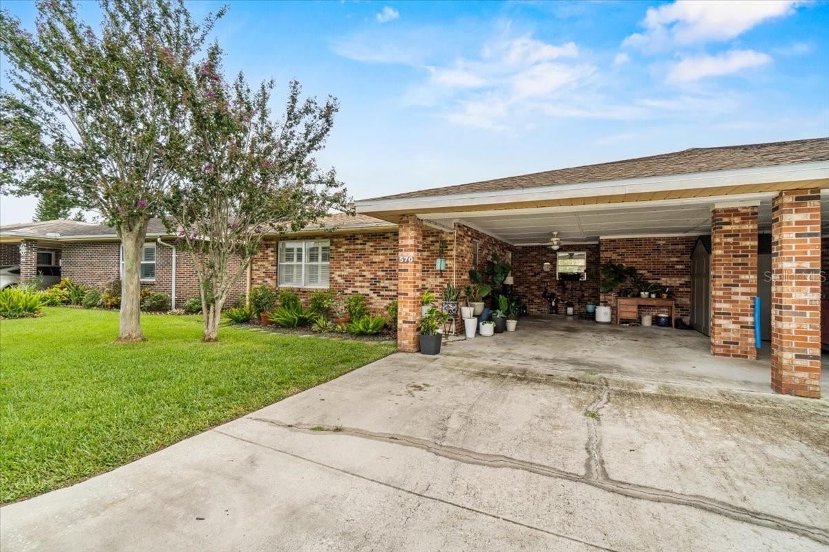 570 Villa Vista Boulevard, FL