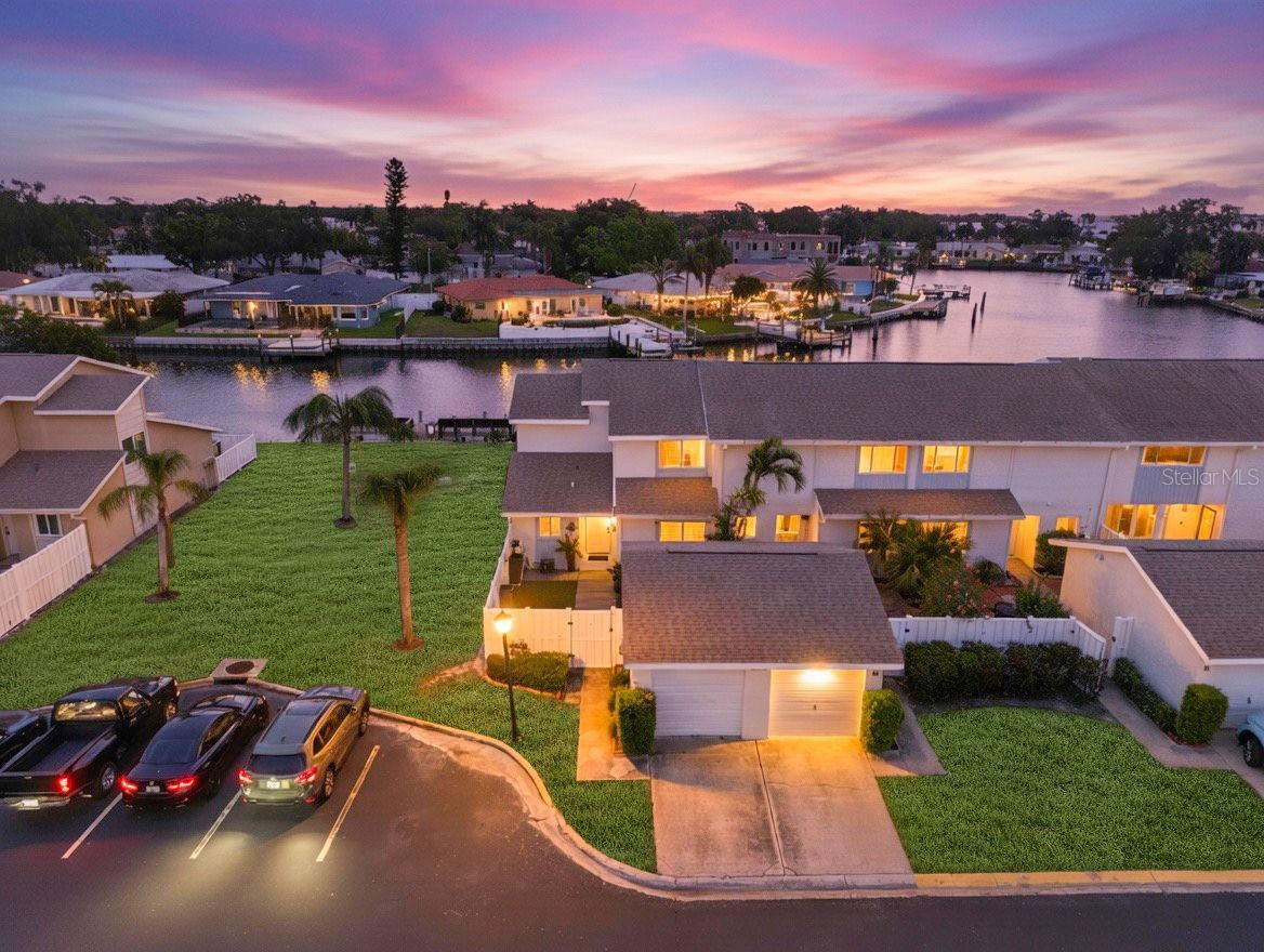 6537 Cape Hatteras Way, FL