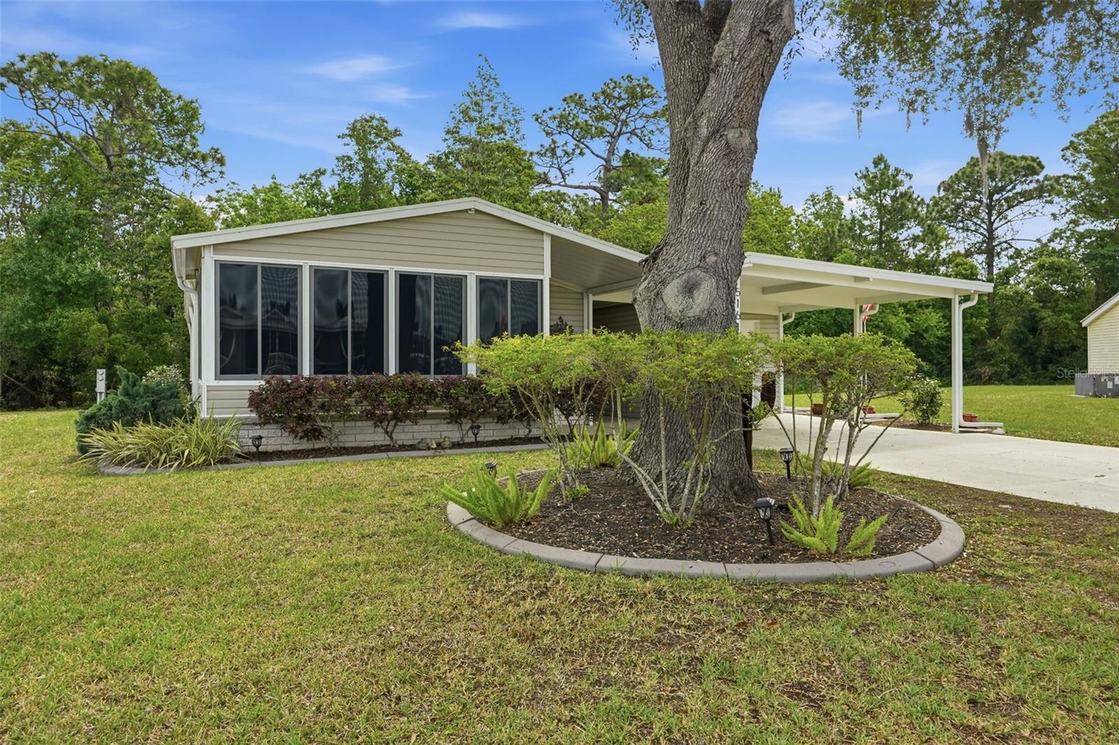 5161 Forest Glenn Drive, FL