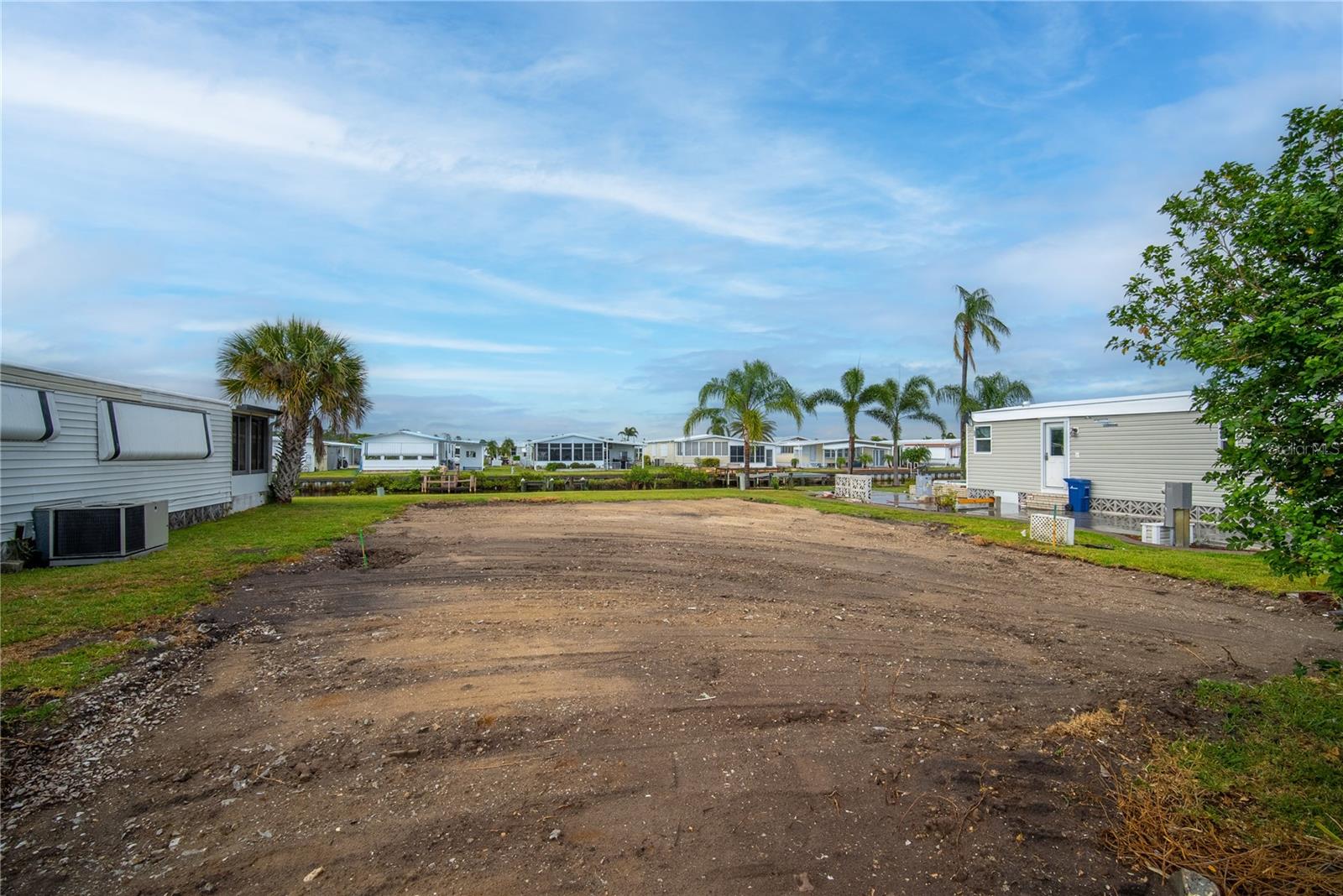 646 Blackburn Blvd, FL