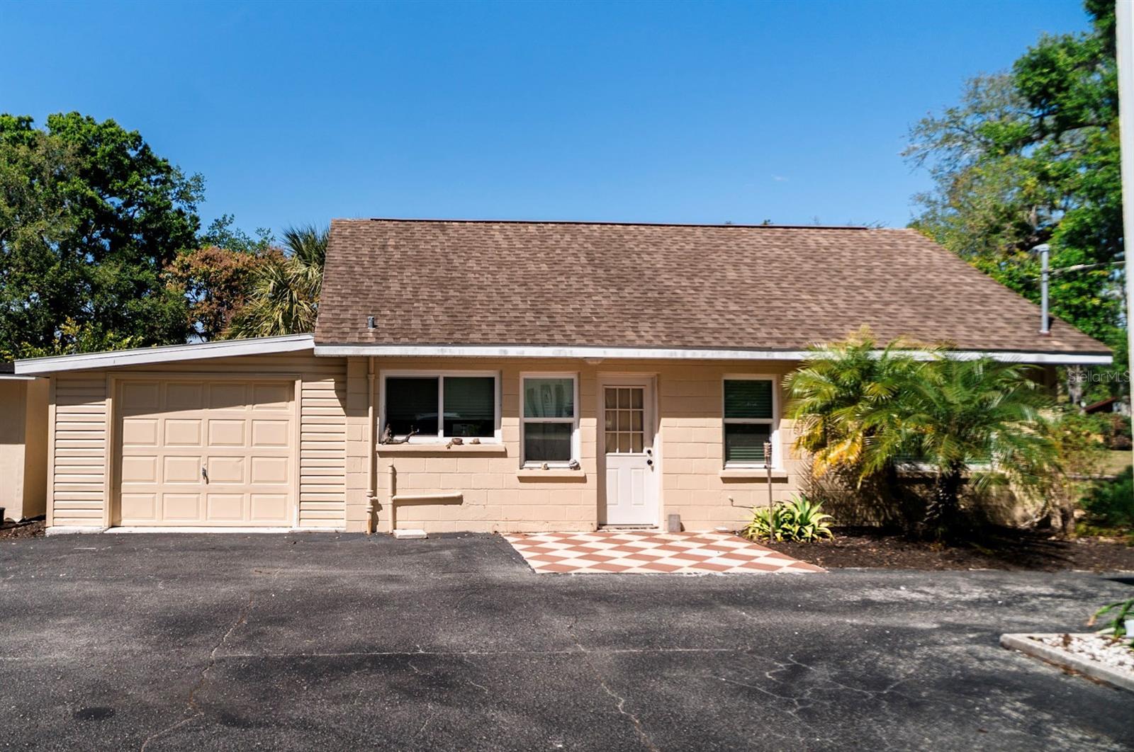 400 20th Street, FL