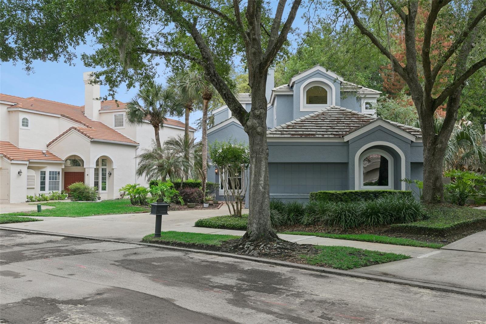 501 Devon Pl, FL