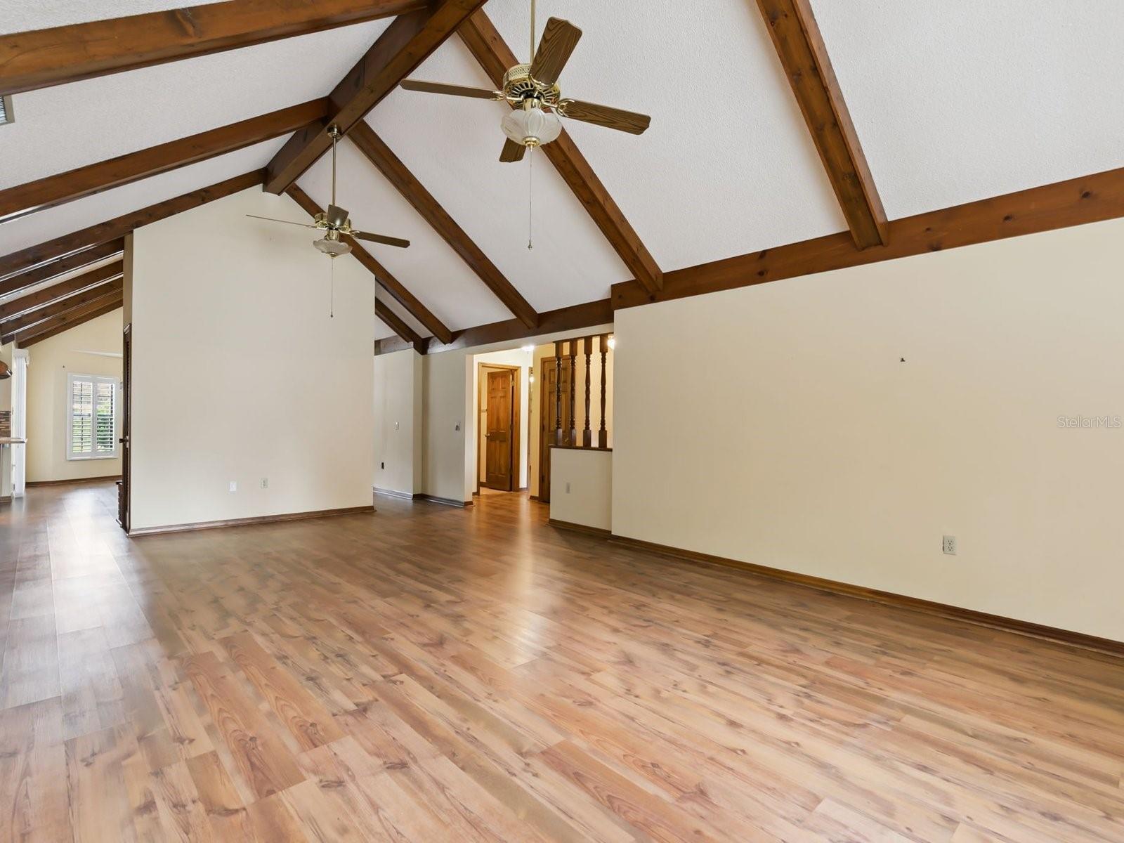 614 Cypress Court, FL