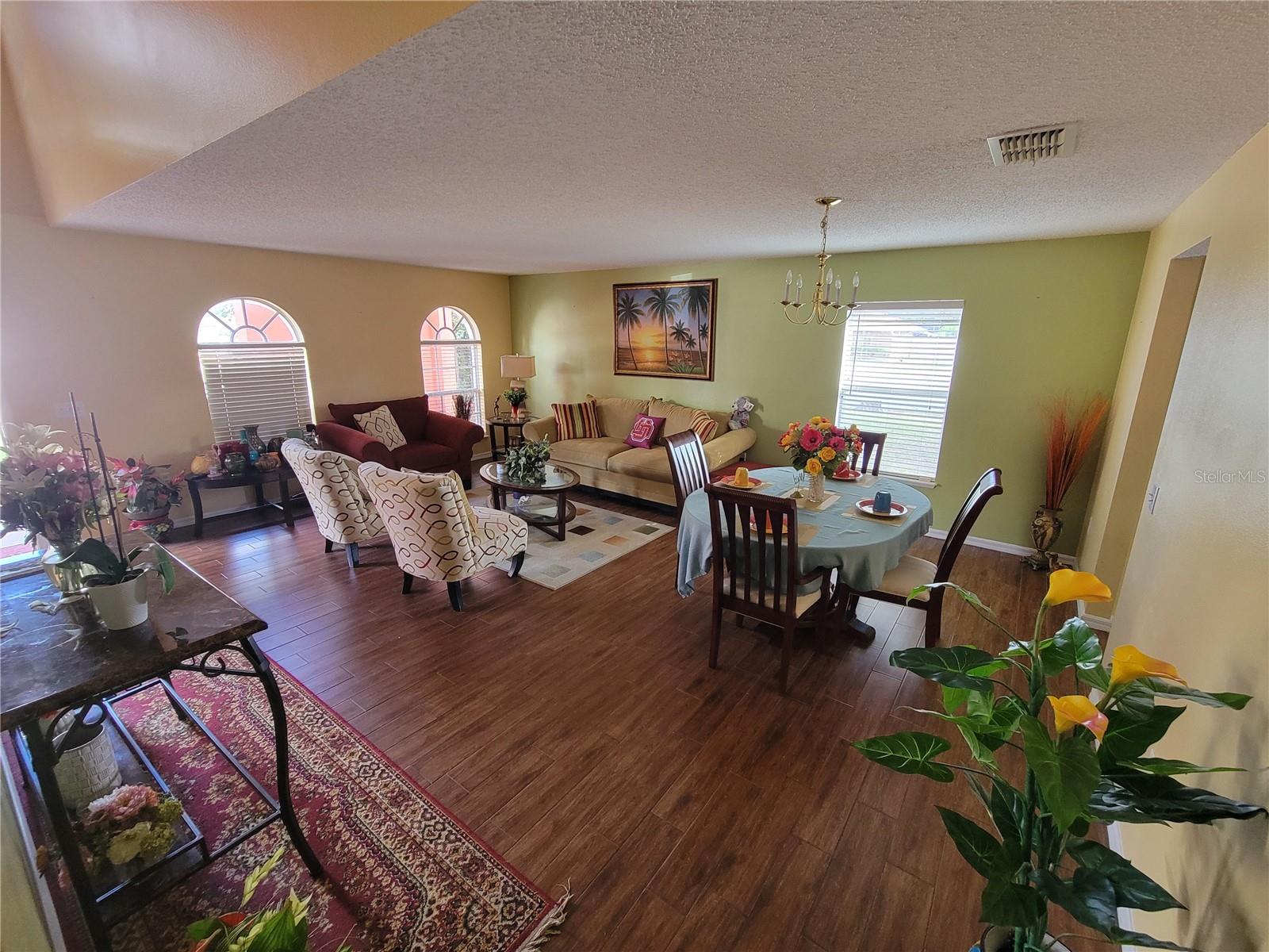 2242 Wood Court, FL