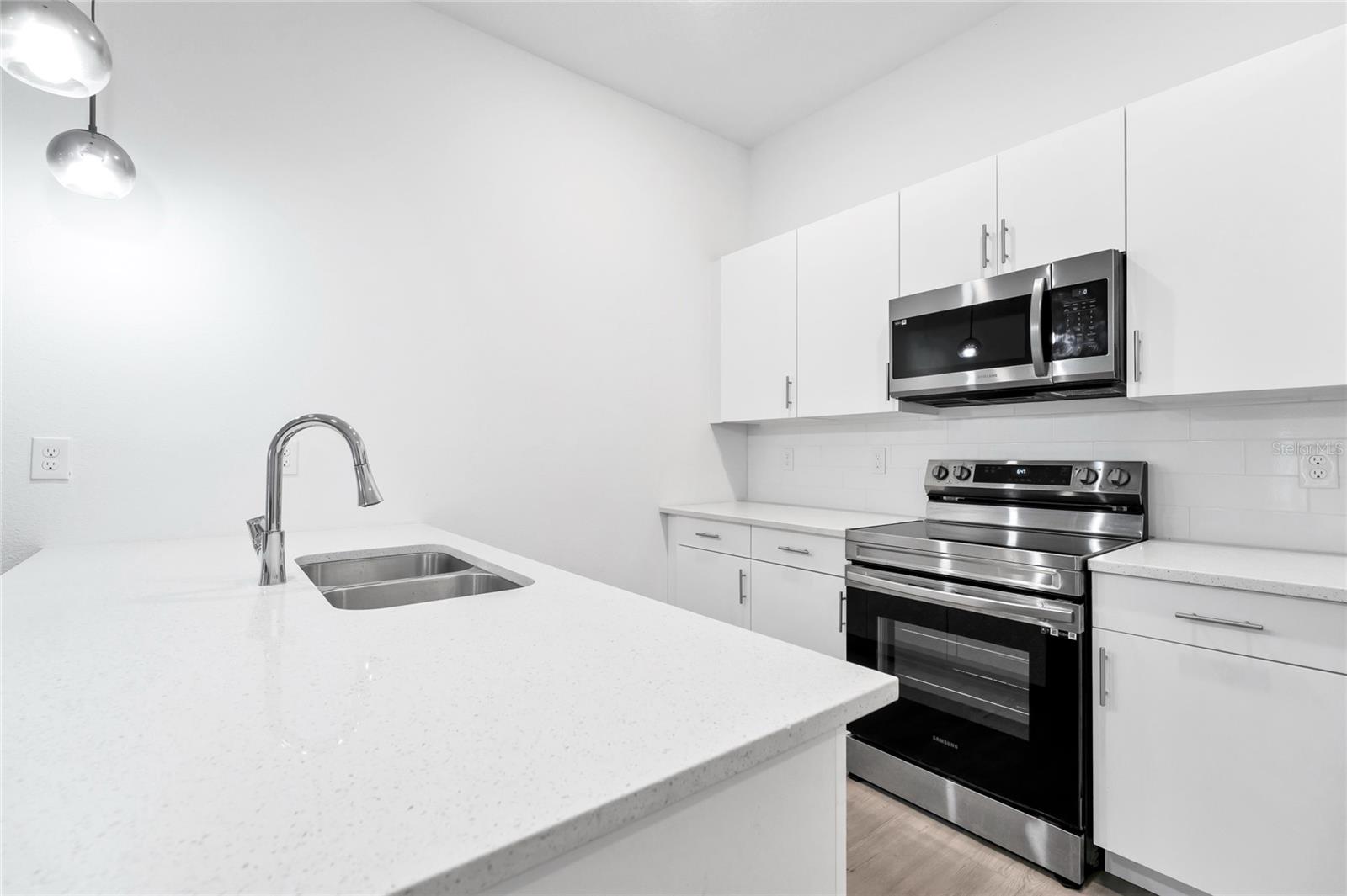 485 Famagusta Drive, FL
