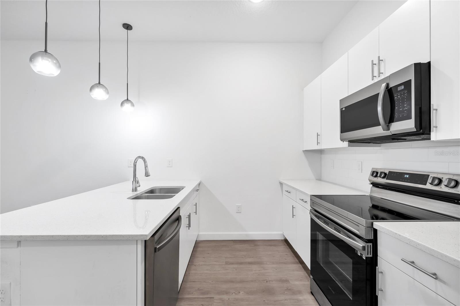 485 Famagusta Drive, FL