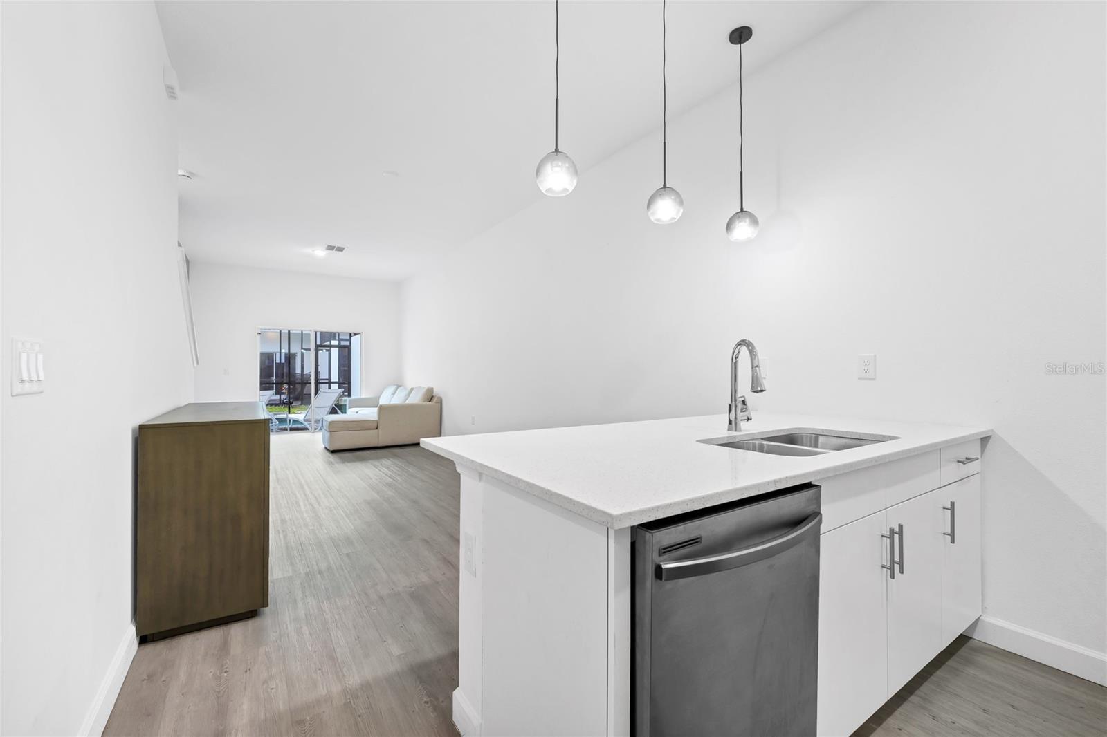 485 Famagusta Drive, FL