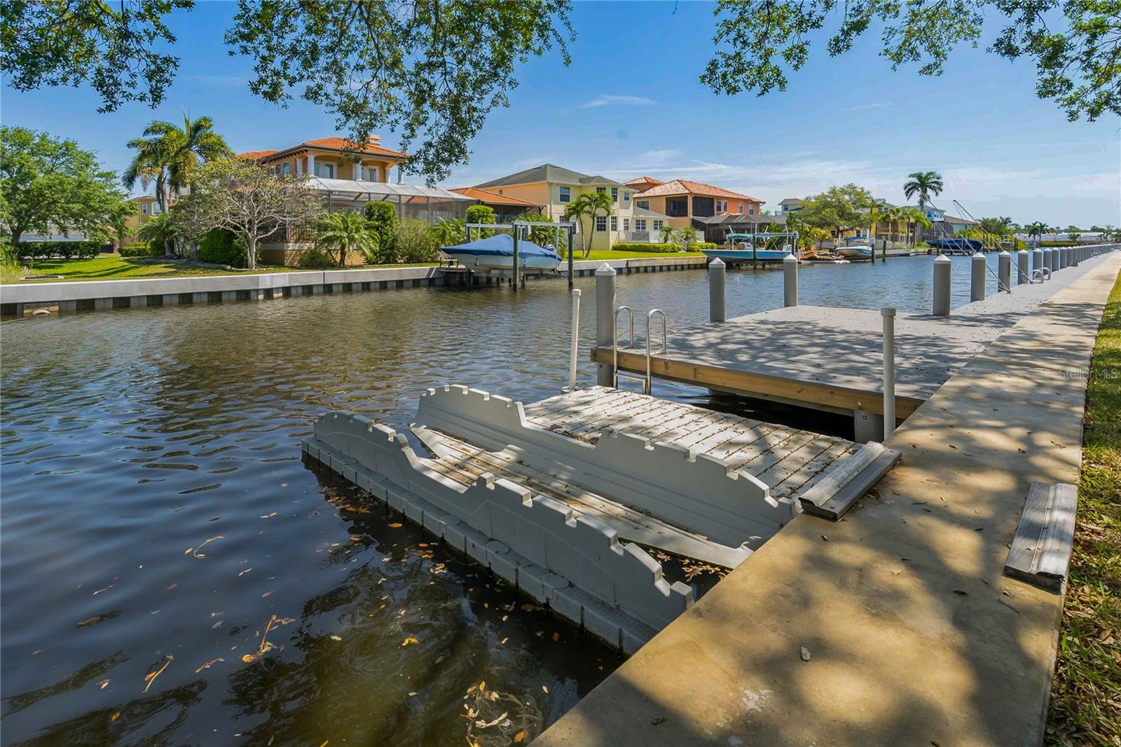 340 Moorings Cove Dr #3g, FL