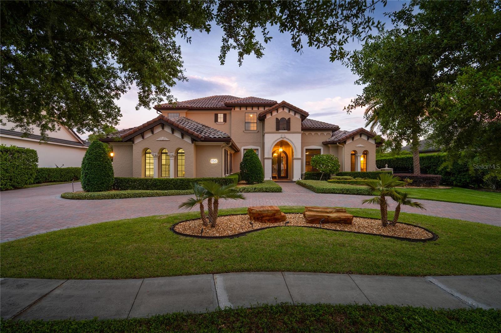 859 Isle Pt, FL