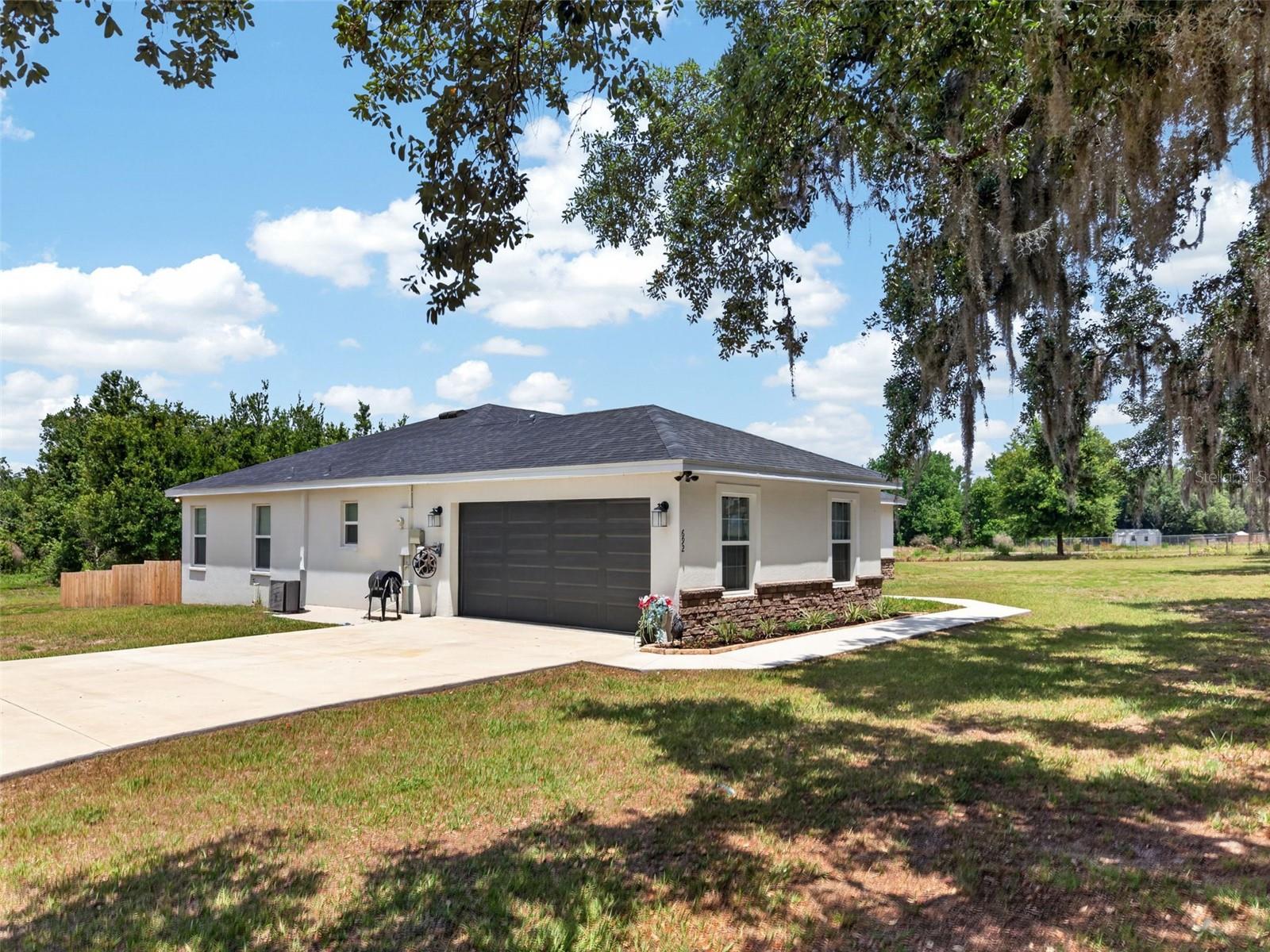 692 Howard Road, FL