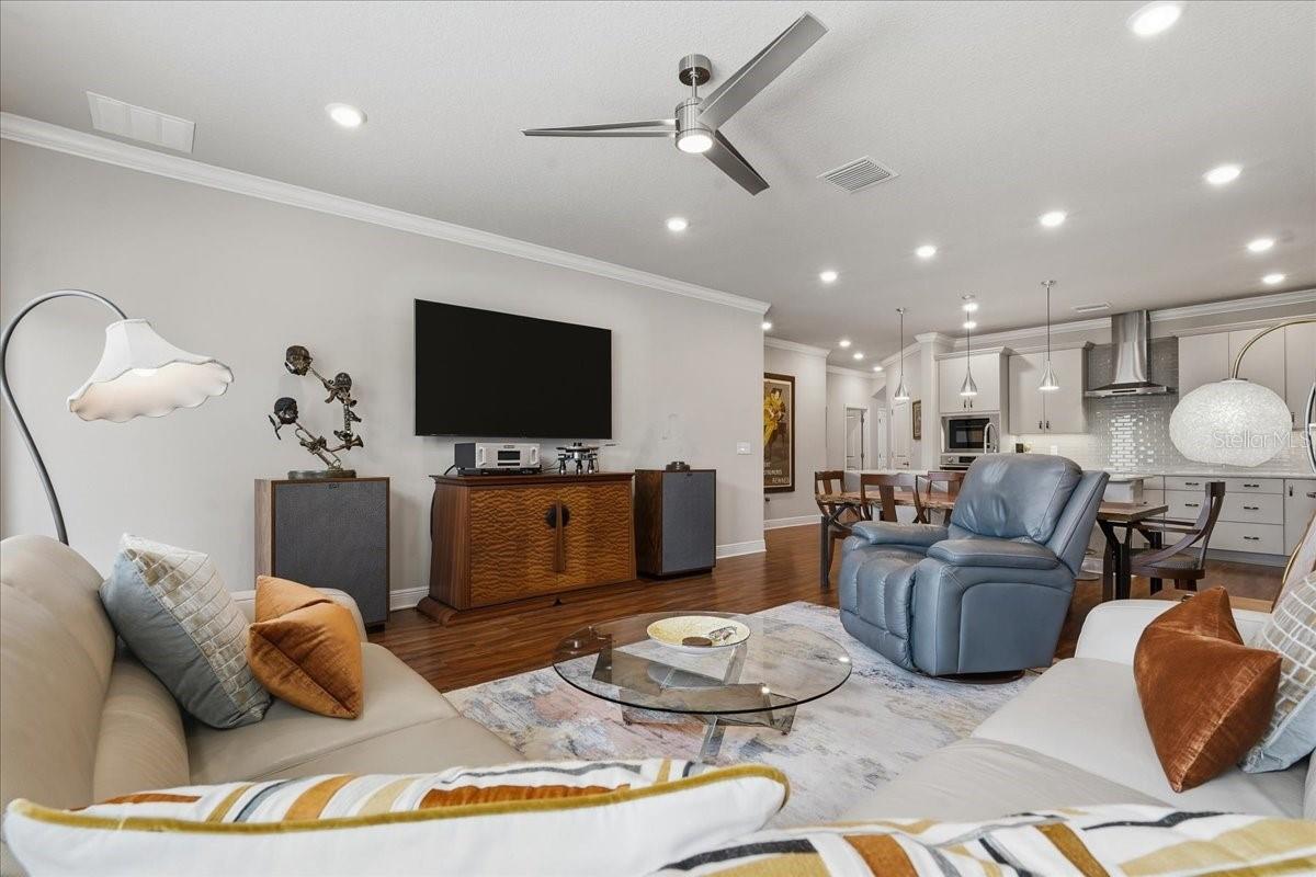 603 Ozona Village Drive, FL