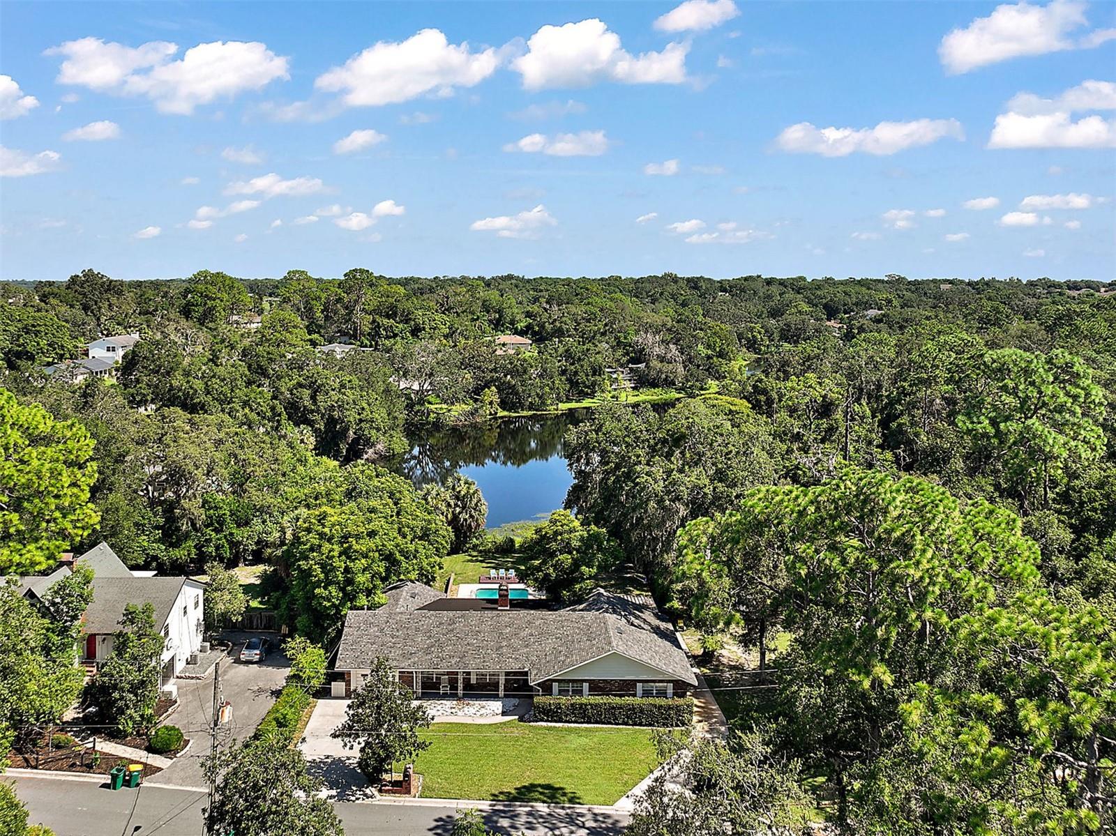 705 Summit Ct, FL