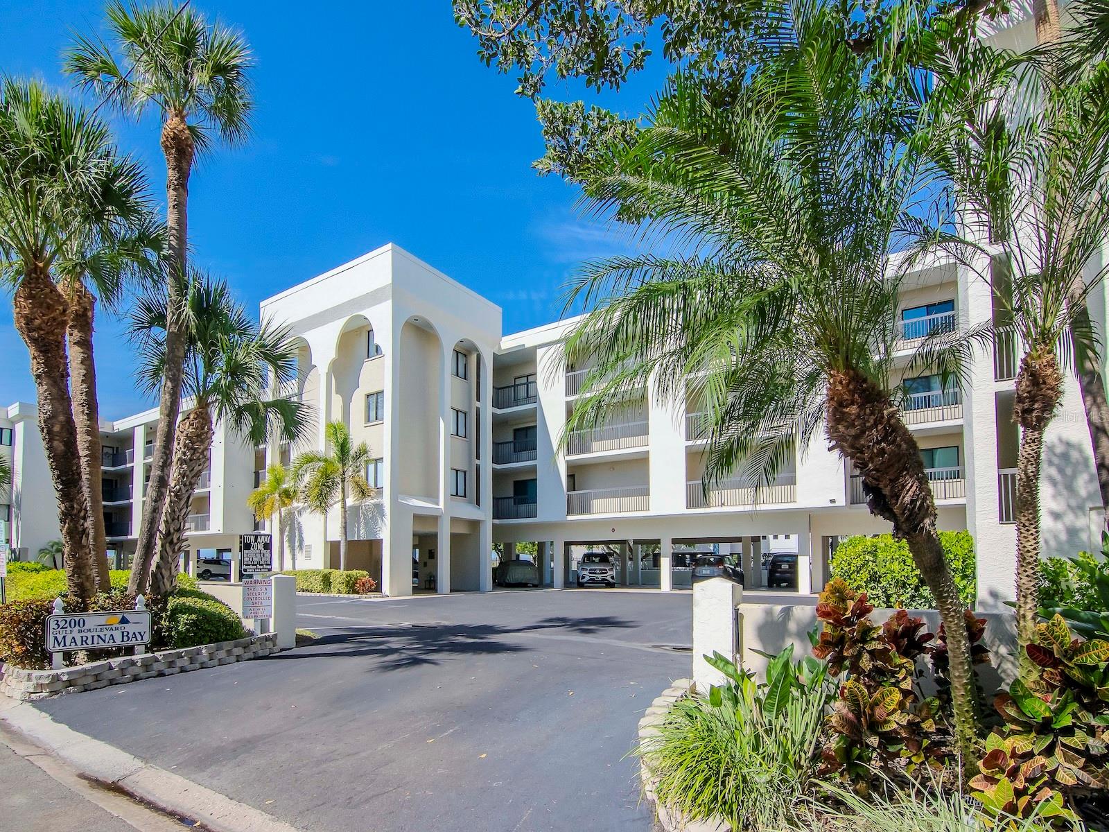 3200 Gulf Blvd #103, FL