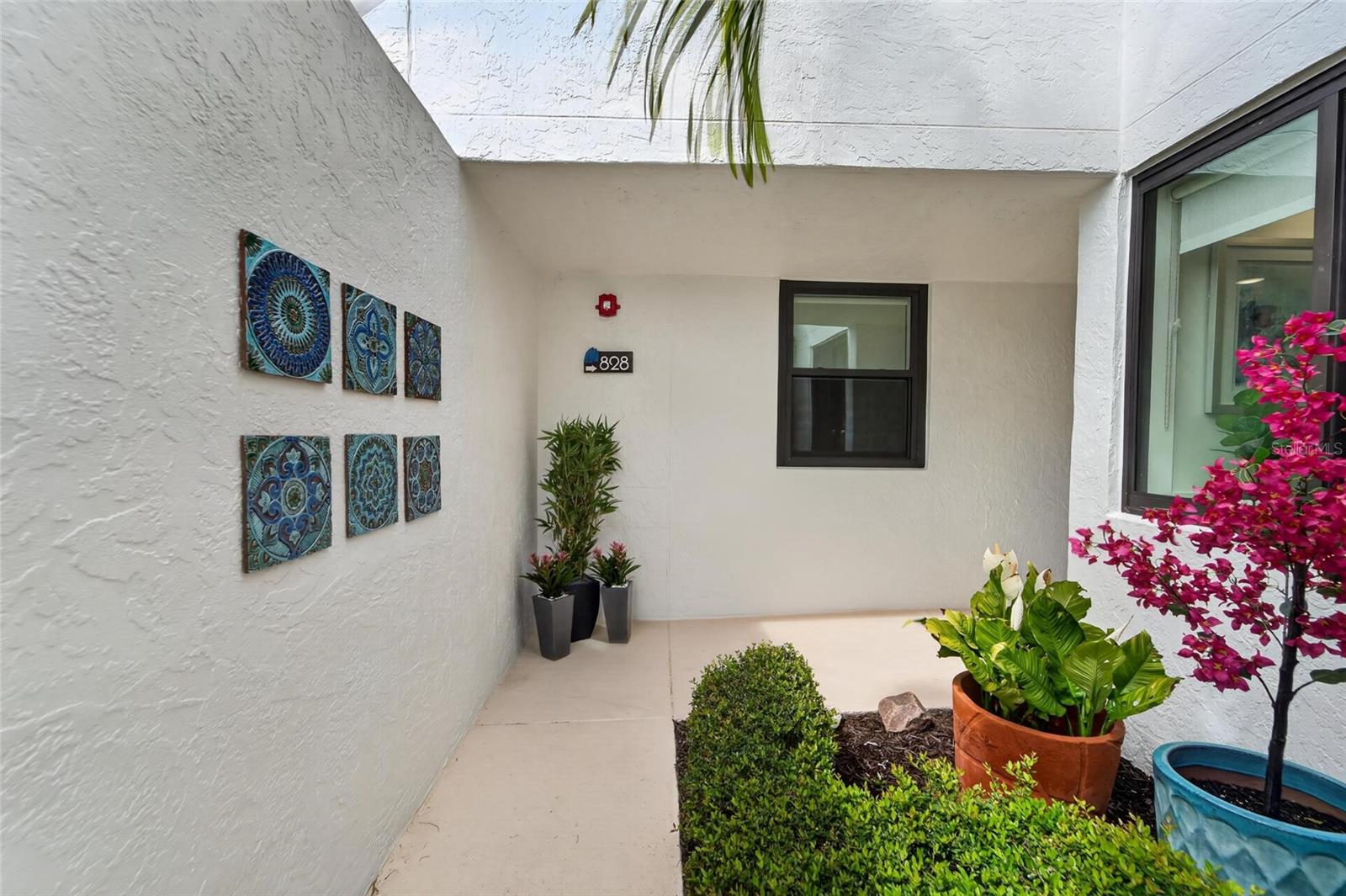 828 Bayport Way, FL