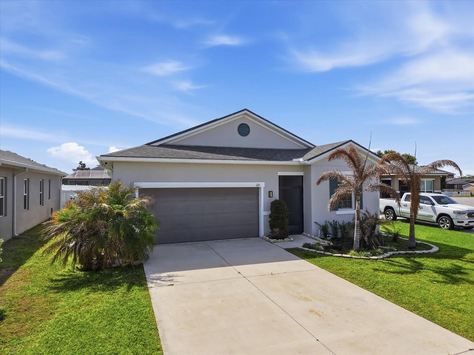 120 Summershore Dr, FL