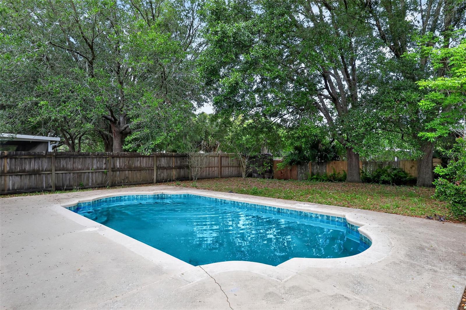 307 Pleasant Gardens Drive, FL