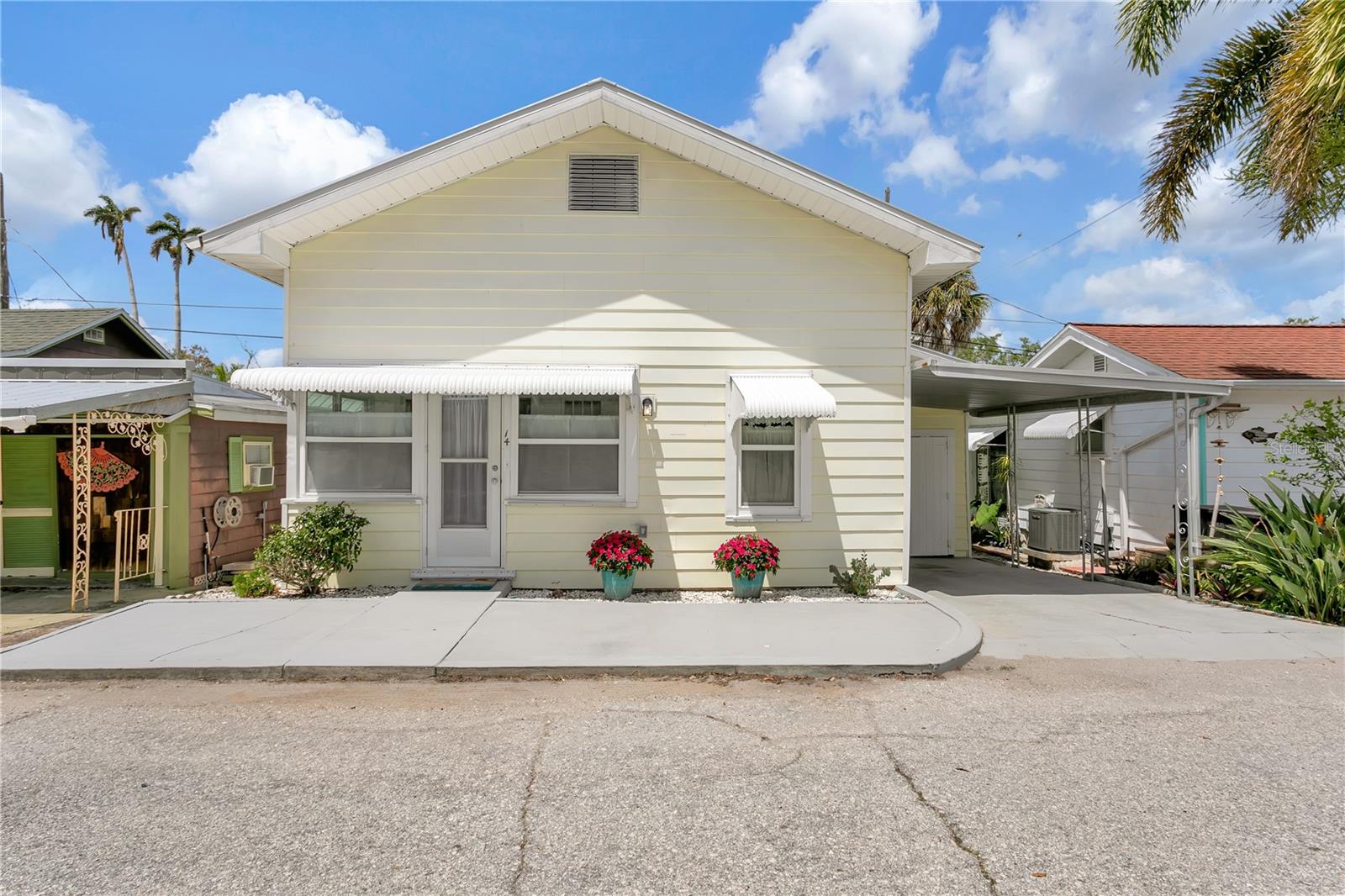 14 Braden Castle Dr, FL