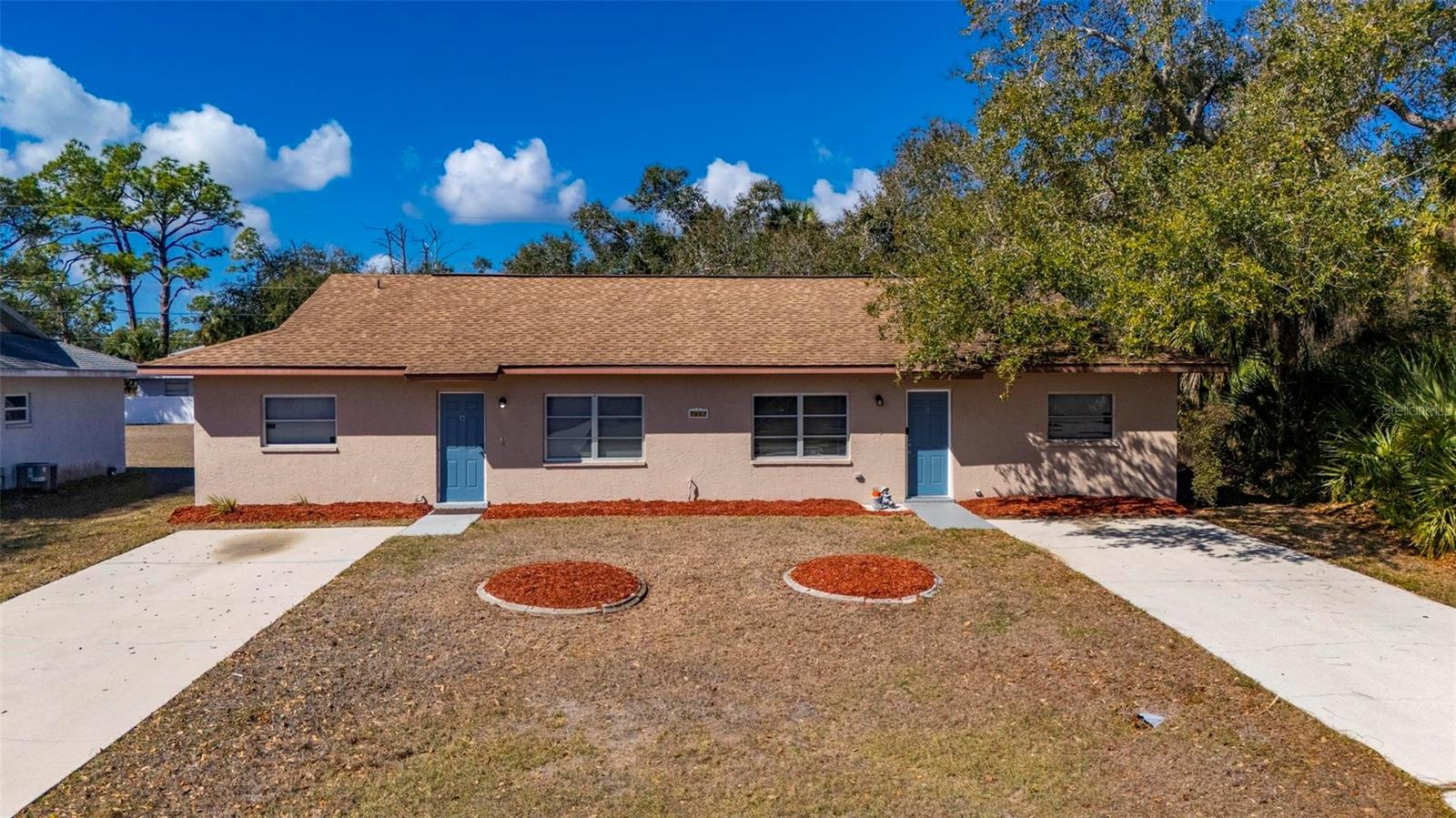 2087 Como St #B, FL