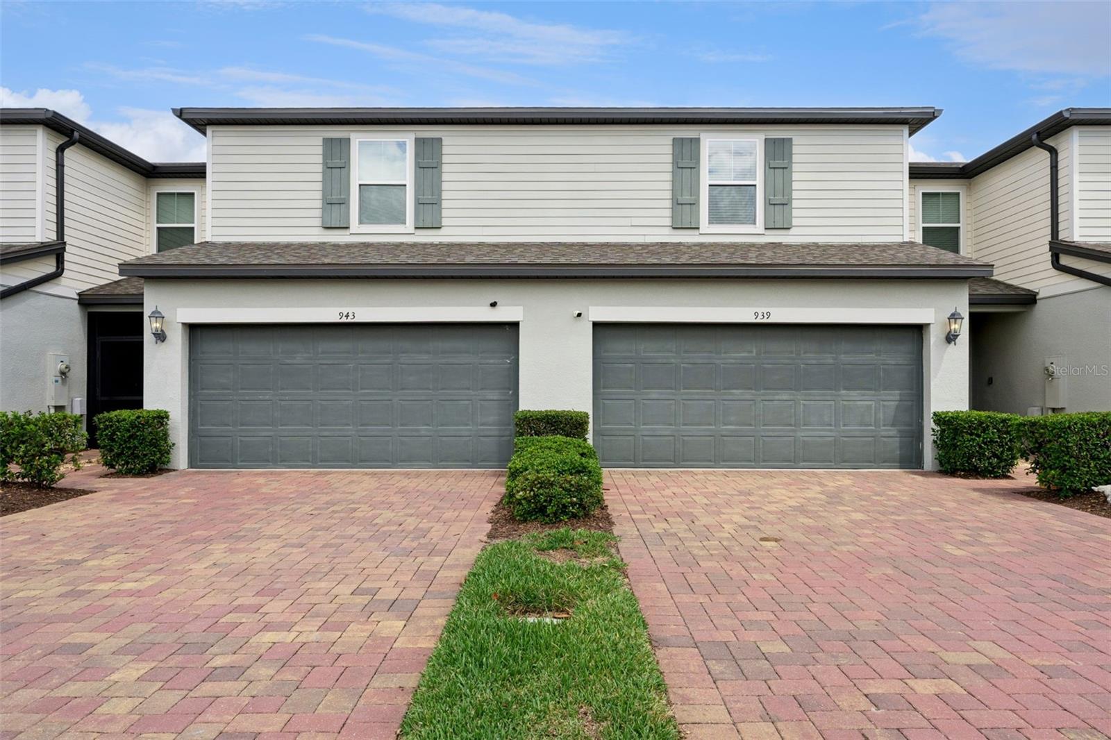 939 Robin Holly Street, FL