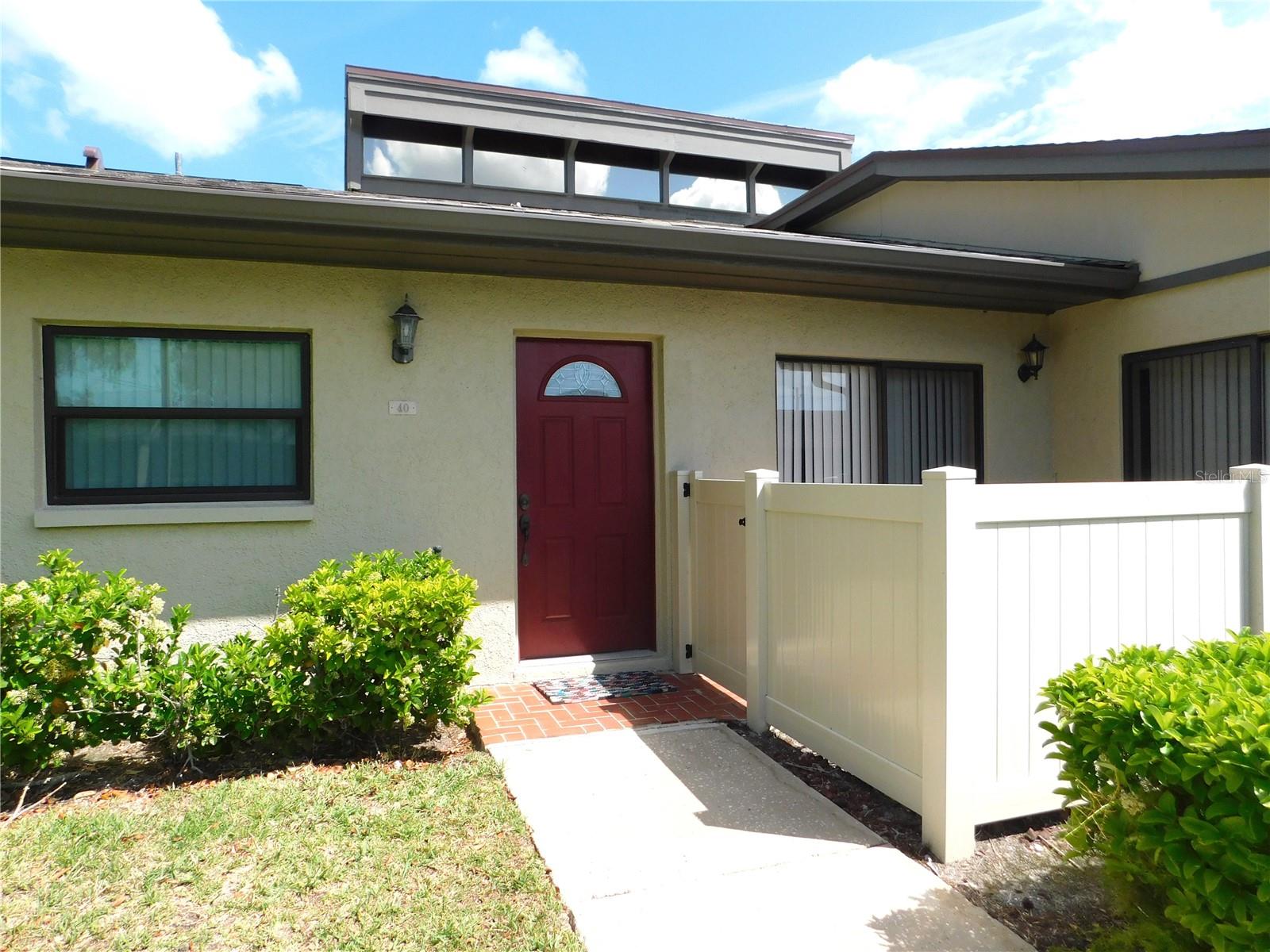 40 Dale Place, FL