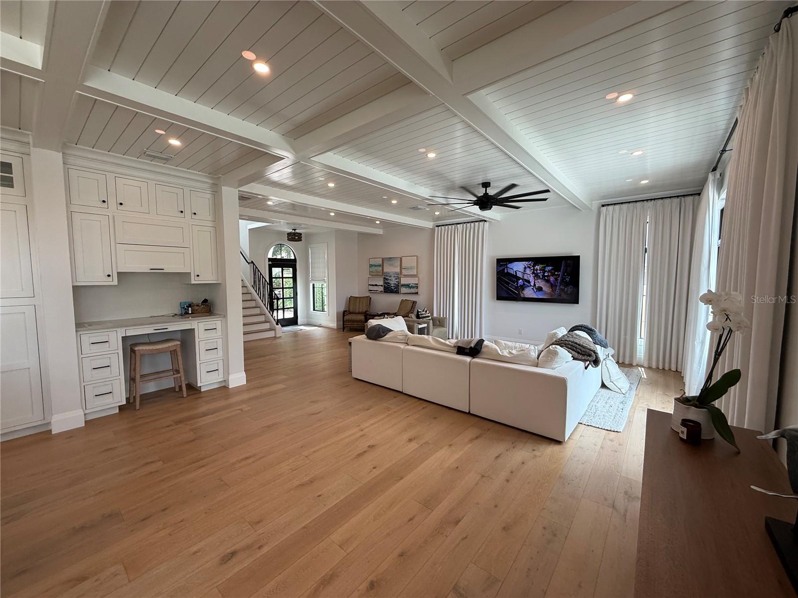 802 Hamilton Place Court, FL