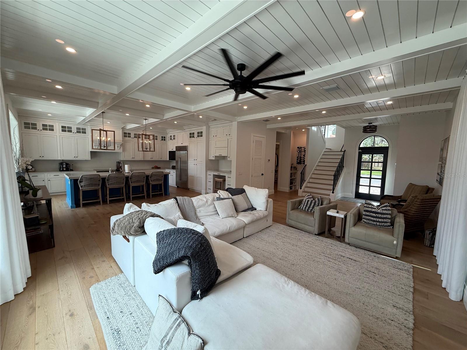 802 Hamilton Place Court, FL