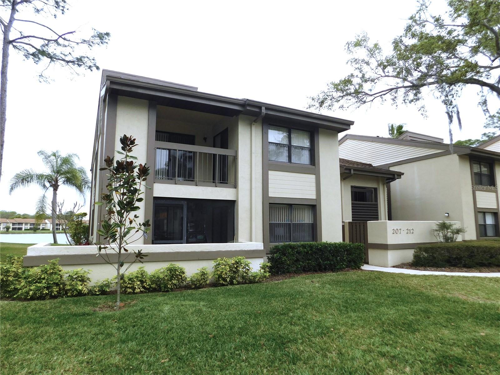 207 Woodlake Wynde, FL