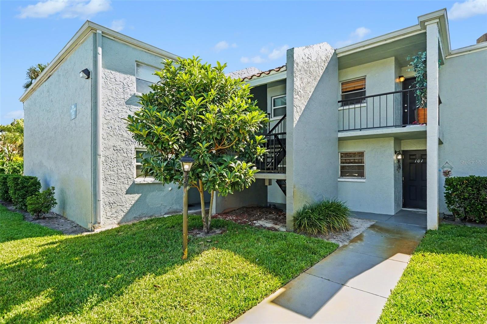 2845 Somerset Park Drive, FL