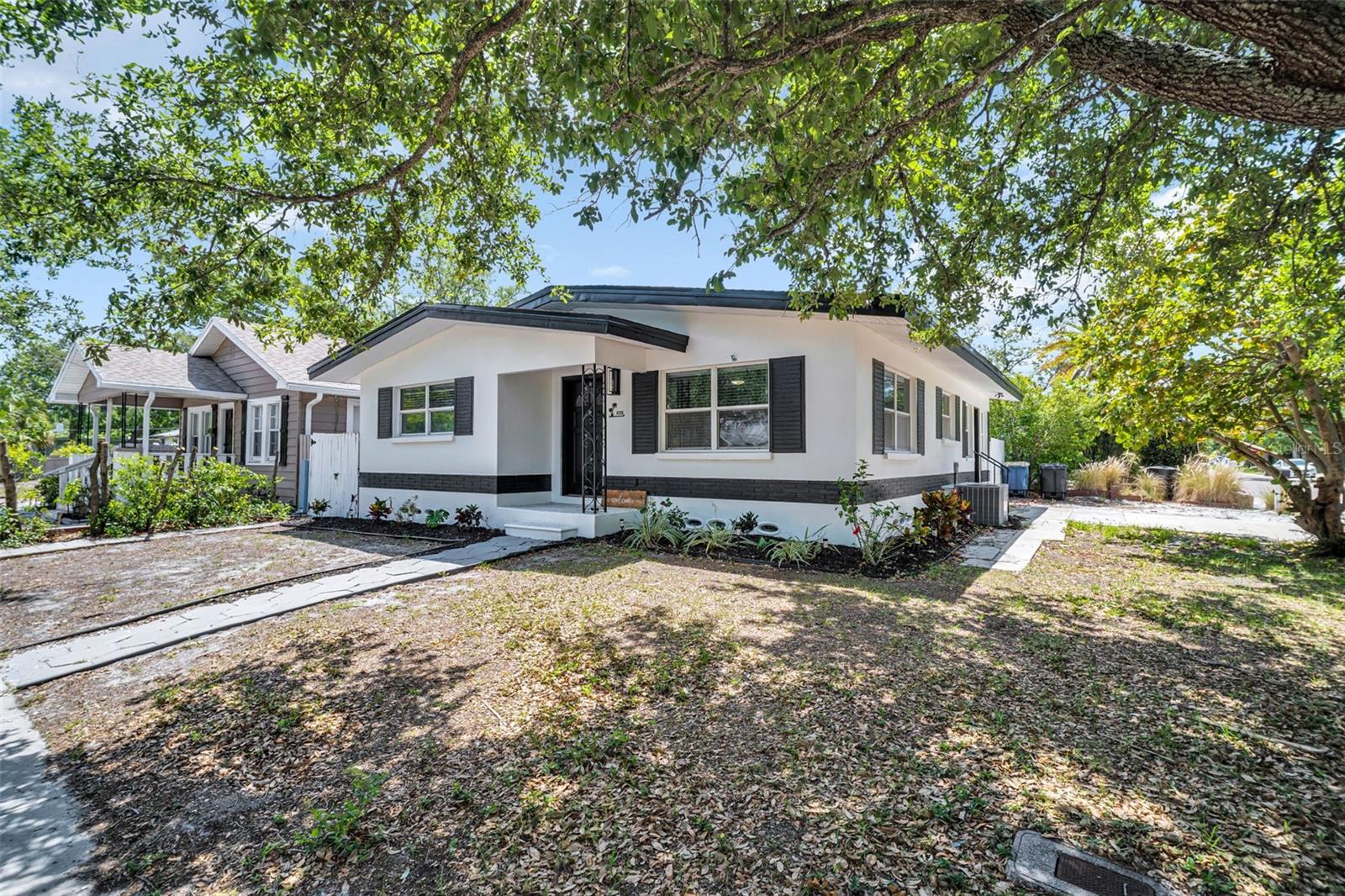1001 Jasmine Way, FL