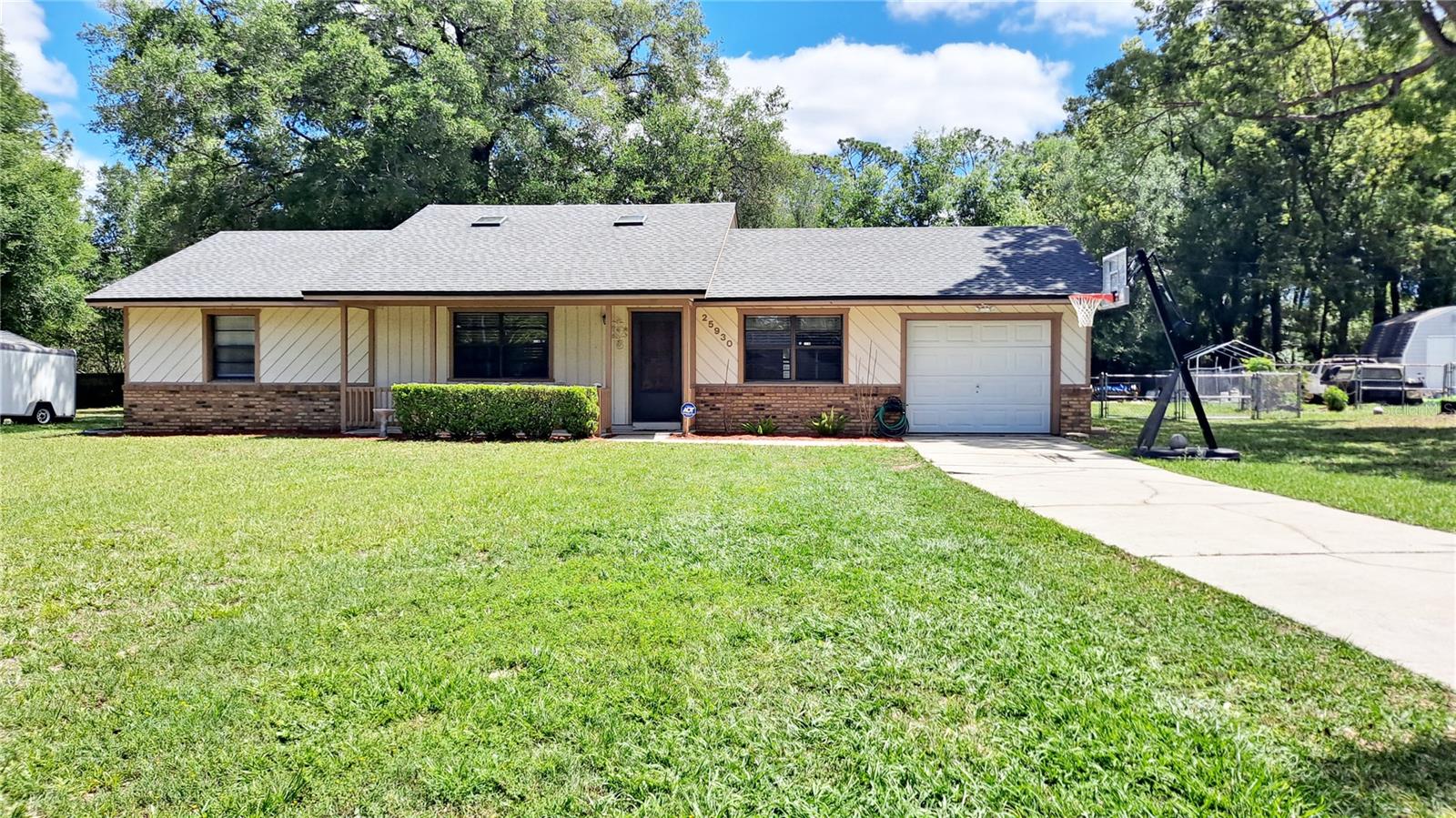 25930 Sackamaxon Drive, FL