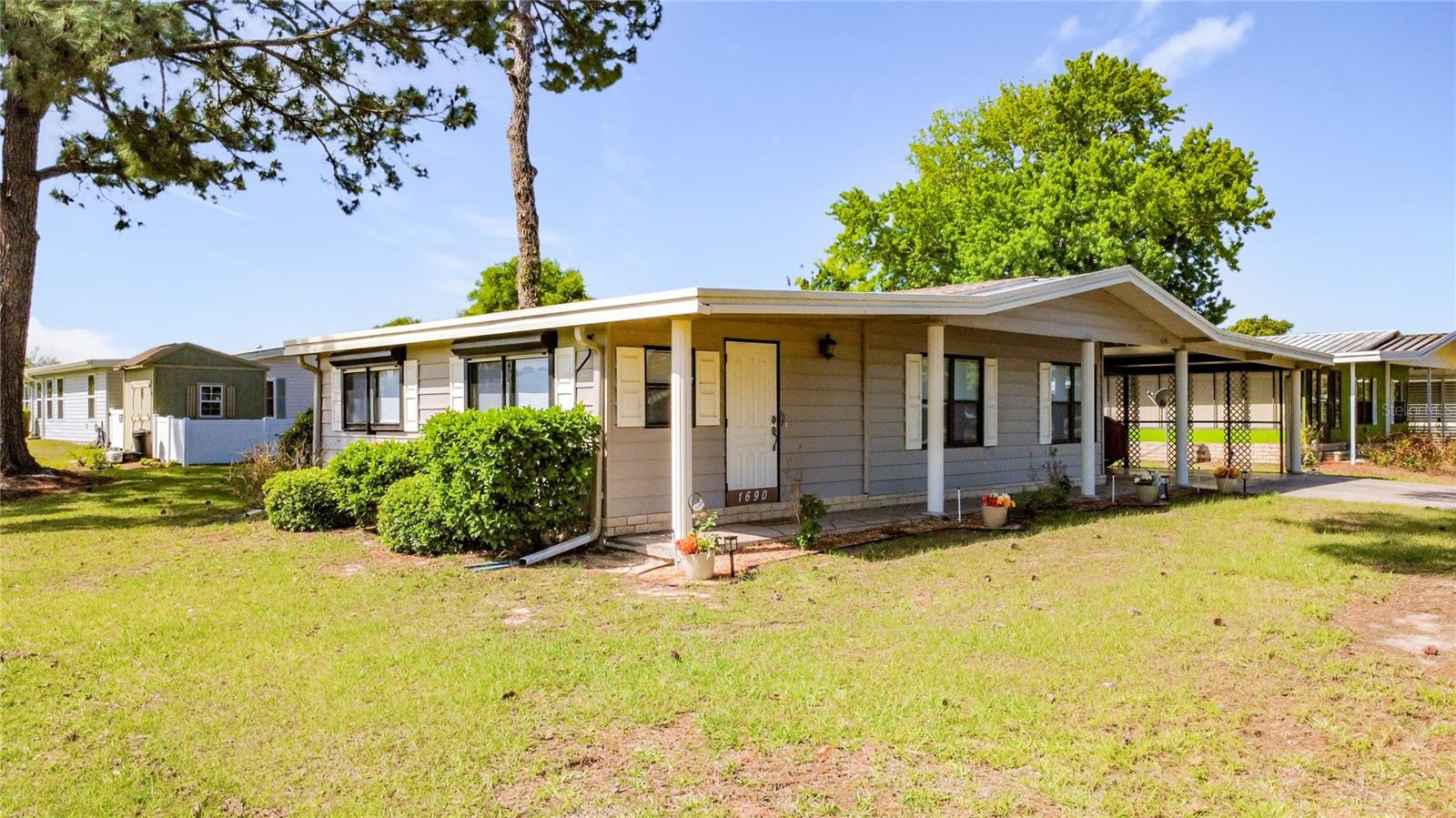 1690 Elkhart Circle, FL