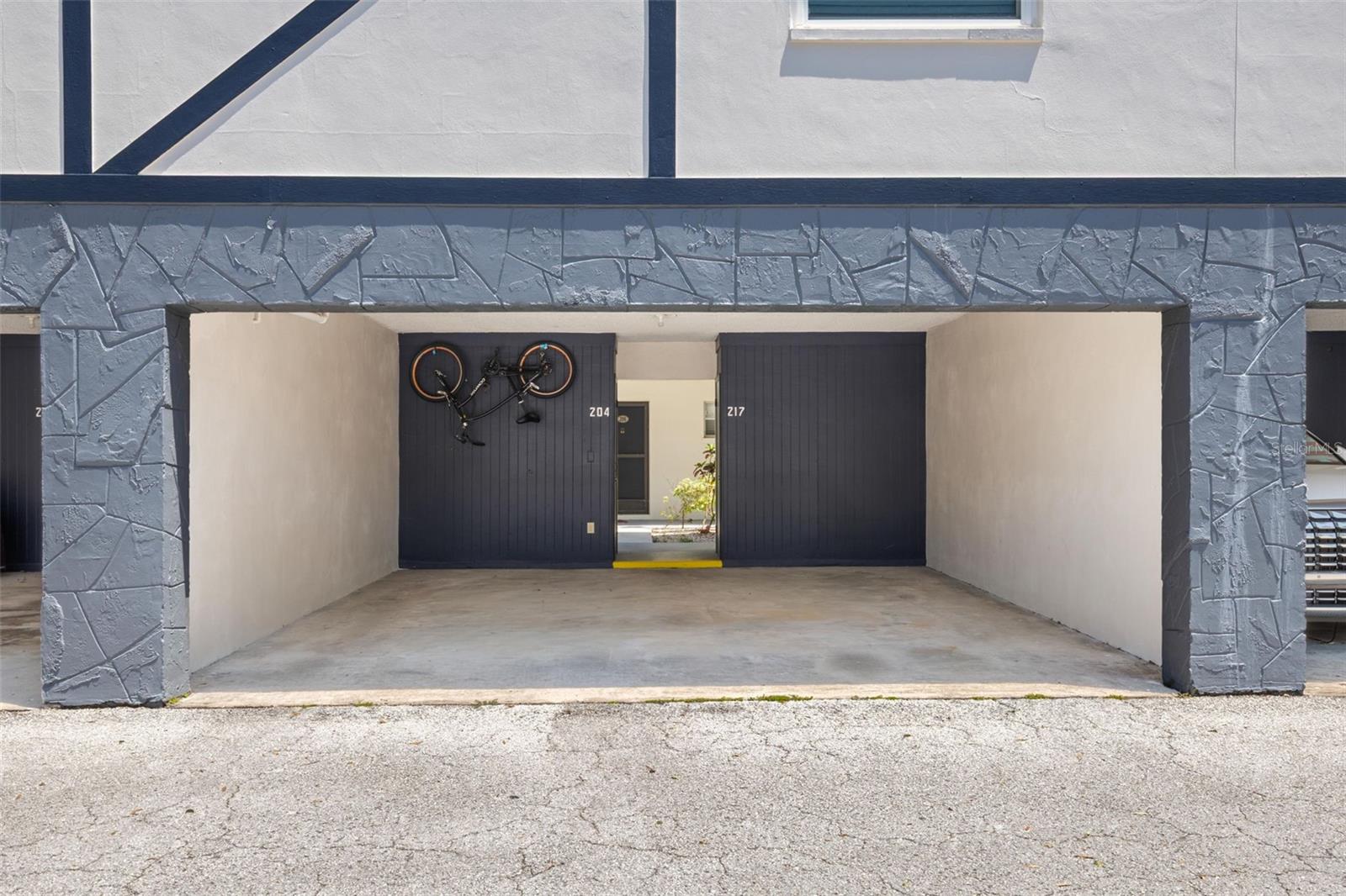 1147 King Arthur Court, FL
