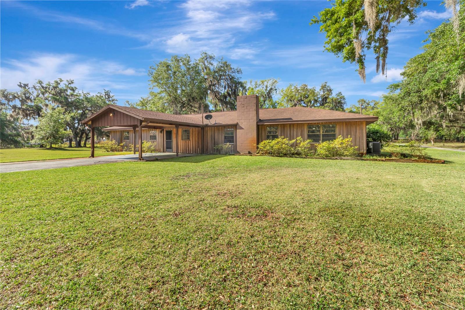 1520 Legacy Woods Court, FL