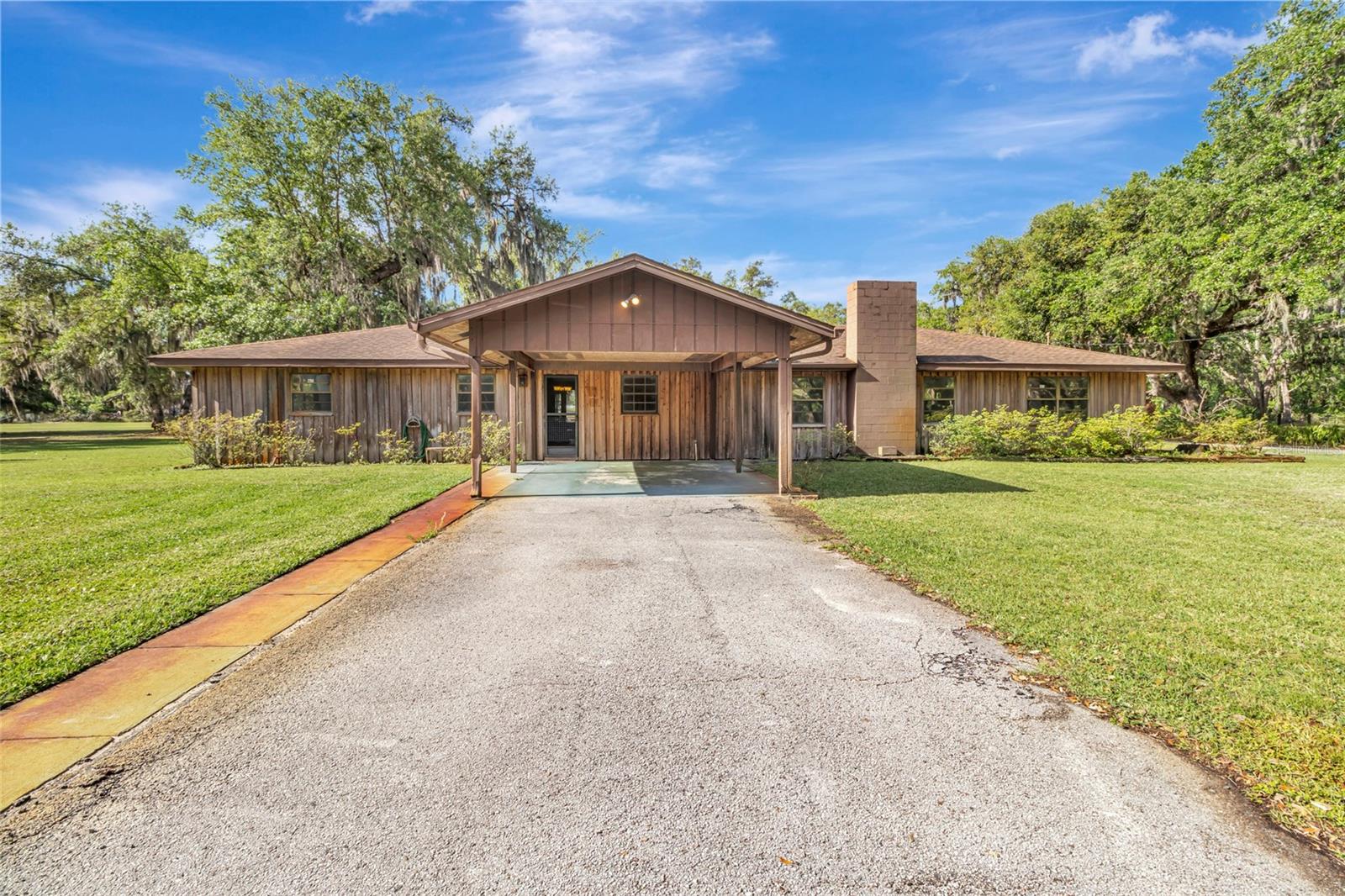 1520 Legacy Woods Court, FL