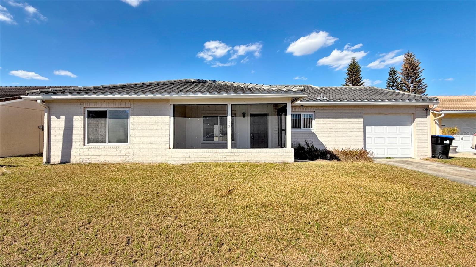 5523 Westbrook Drive, FL