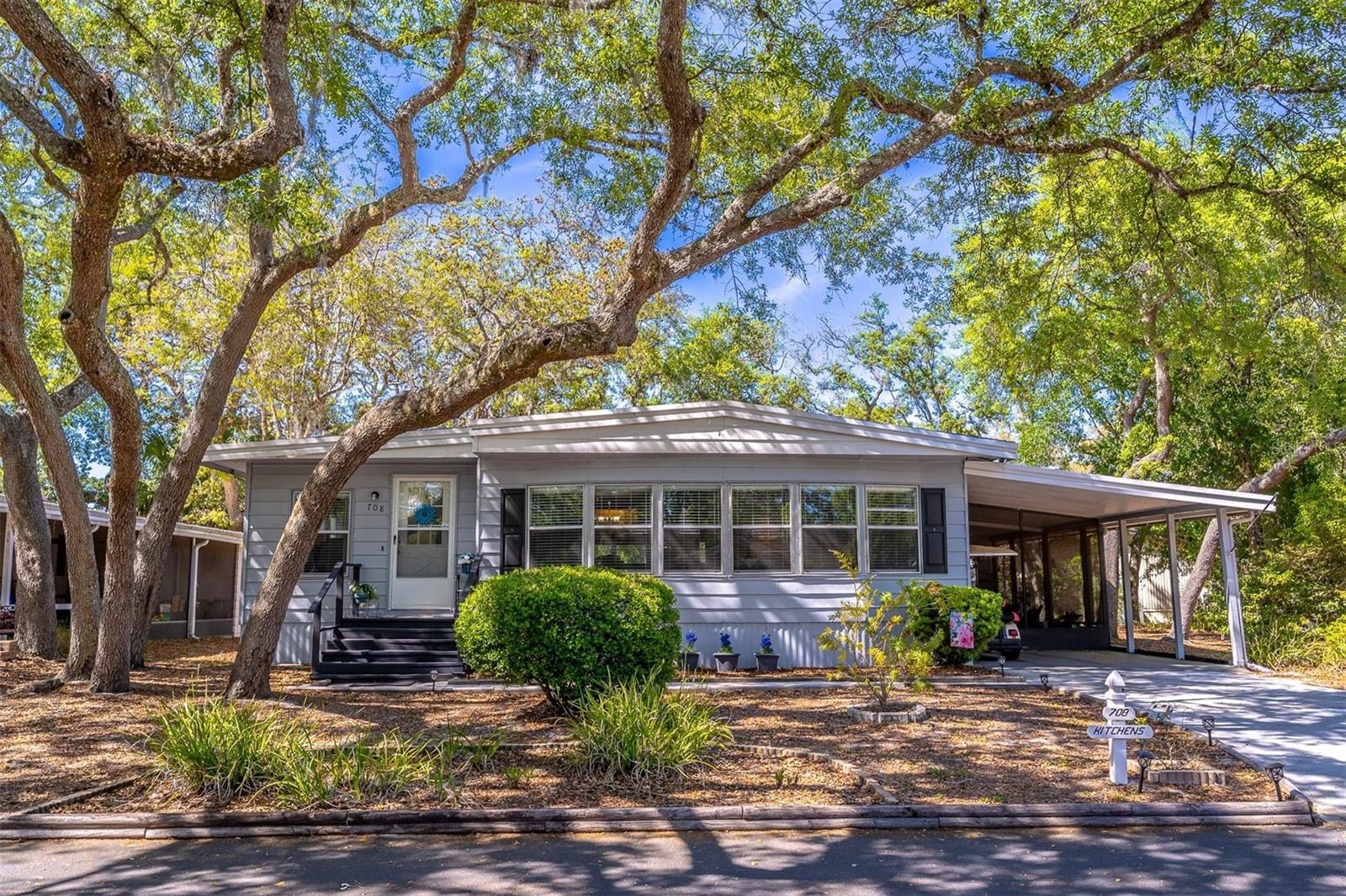 708 Greentree Court, FL